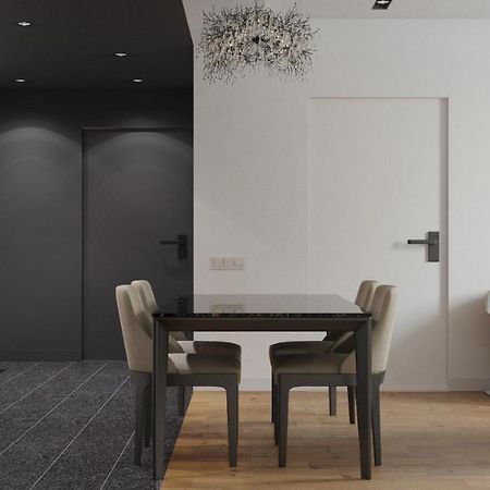 Hotel The Basilian Minsk, Curio Collection By Hilton Esterno foto