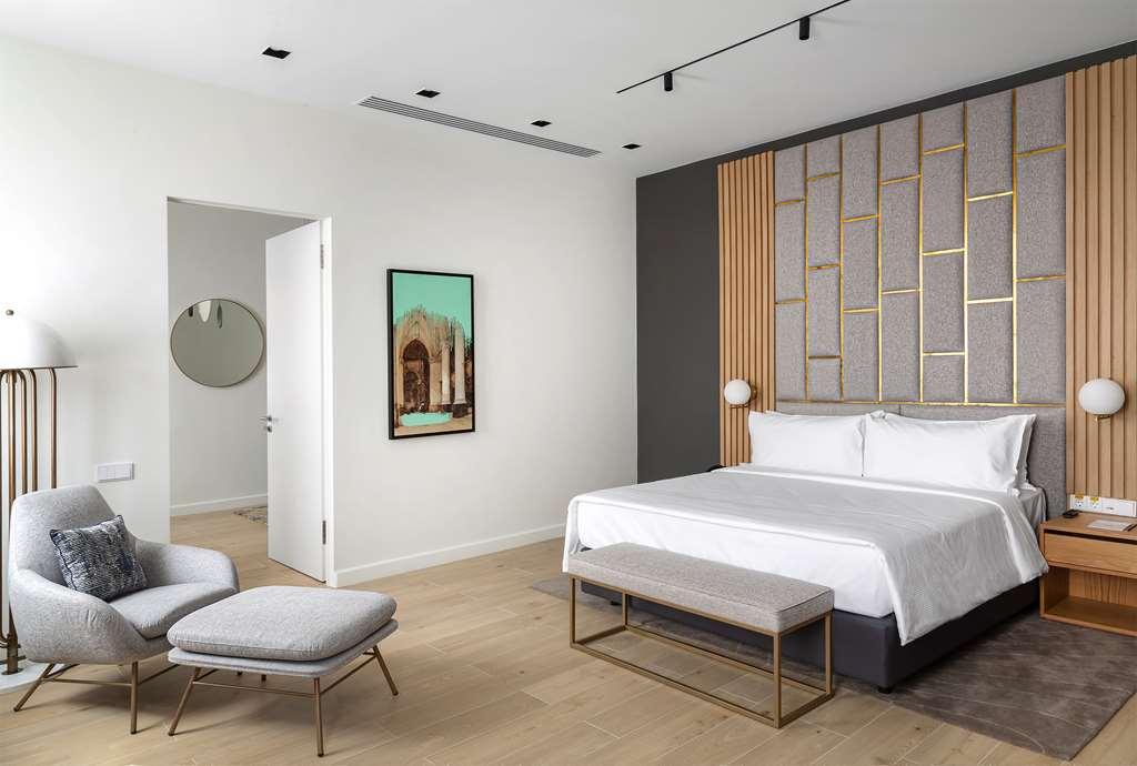 Hotel The Basilian Minsk, Curio Collection By Hilton Camera foto