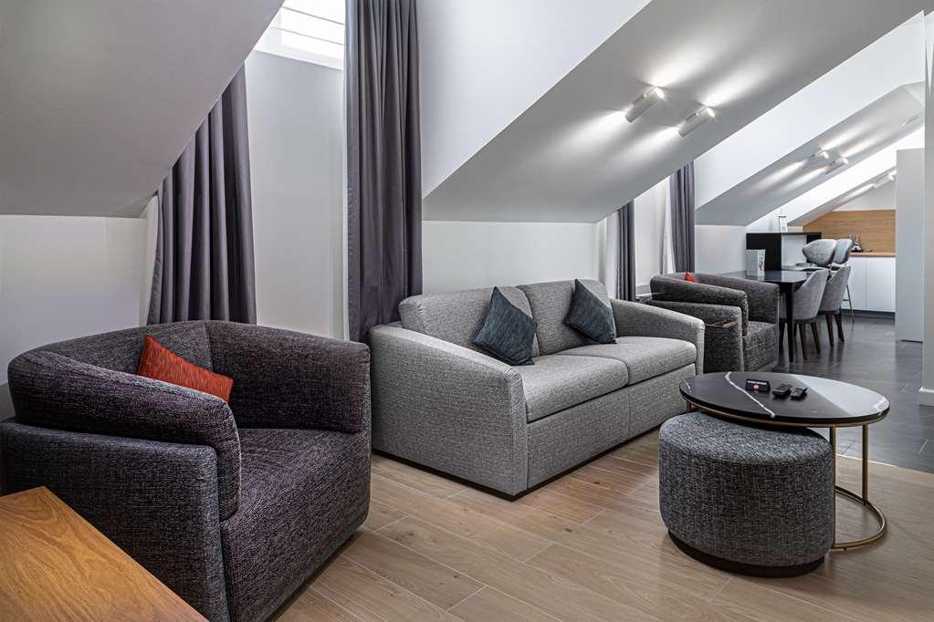 Hotel The Basilian Minsk, Curio Collection By Hilton Camera foto